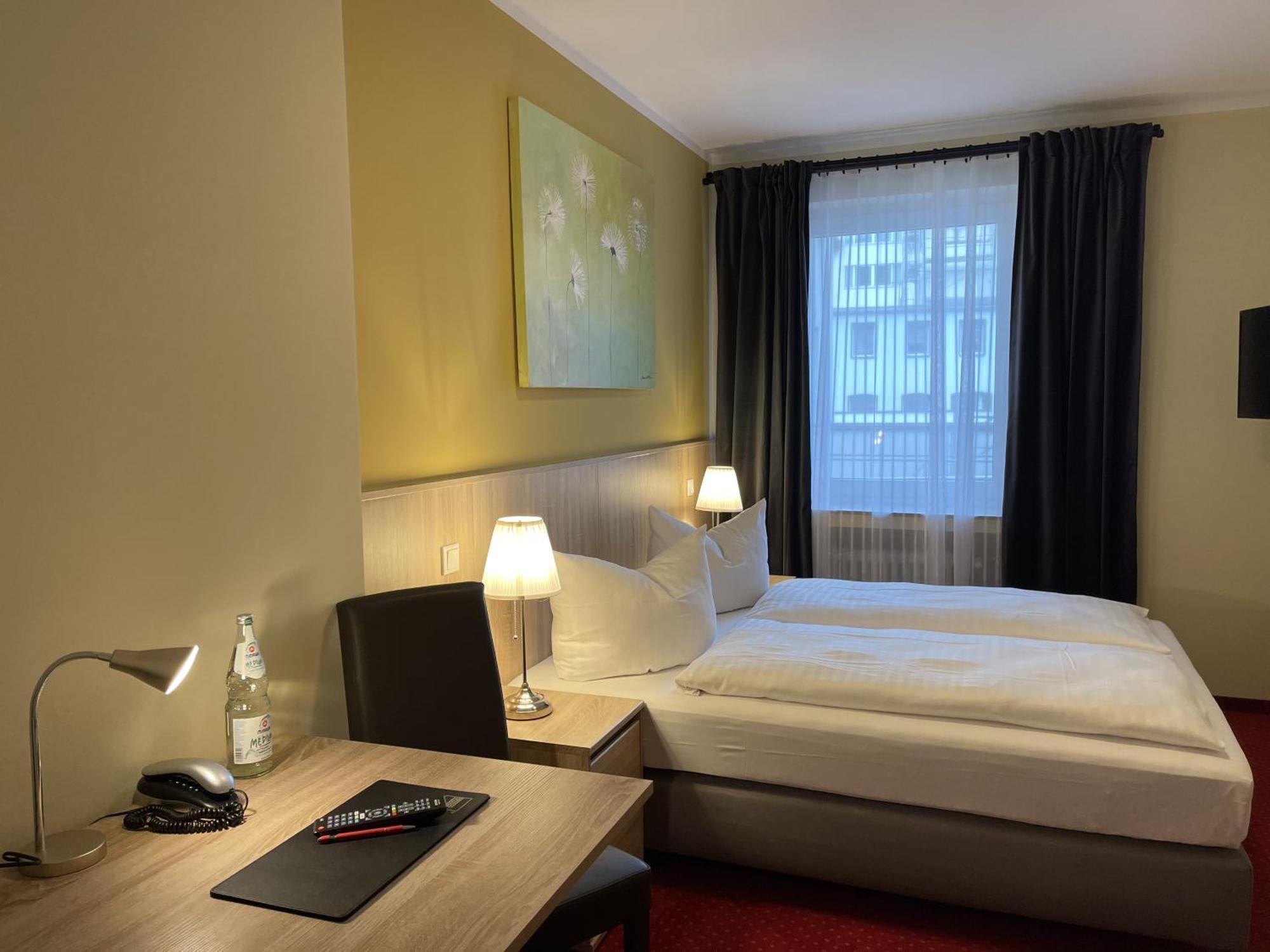 Hotel Palm Premium